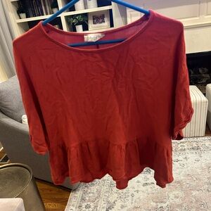 Medium red altard state top